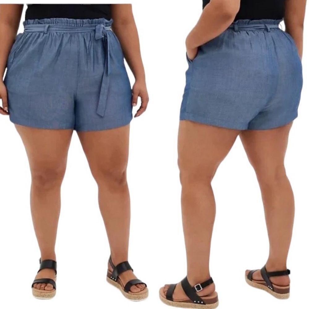 Torrid Wm’s Sz 2 Blue Chambray Tie Front Paperbag Waist Pull On Rayon Shorts